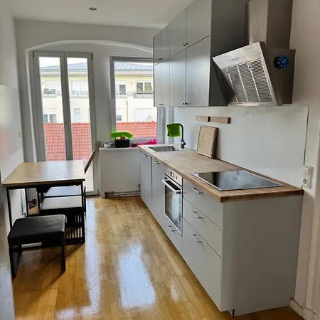 Grosszuegige Monteurwohnung Fuer 6